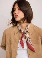 Allison Leopard Print Neck Scarf