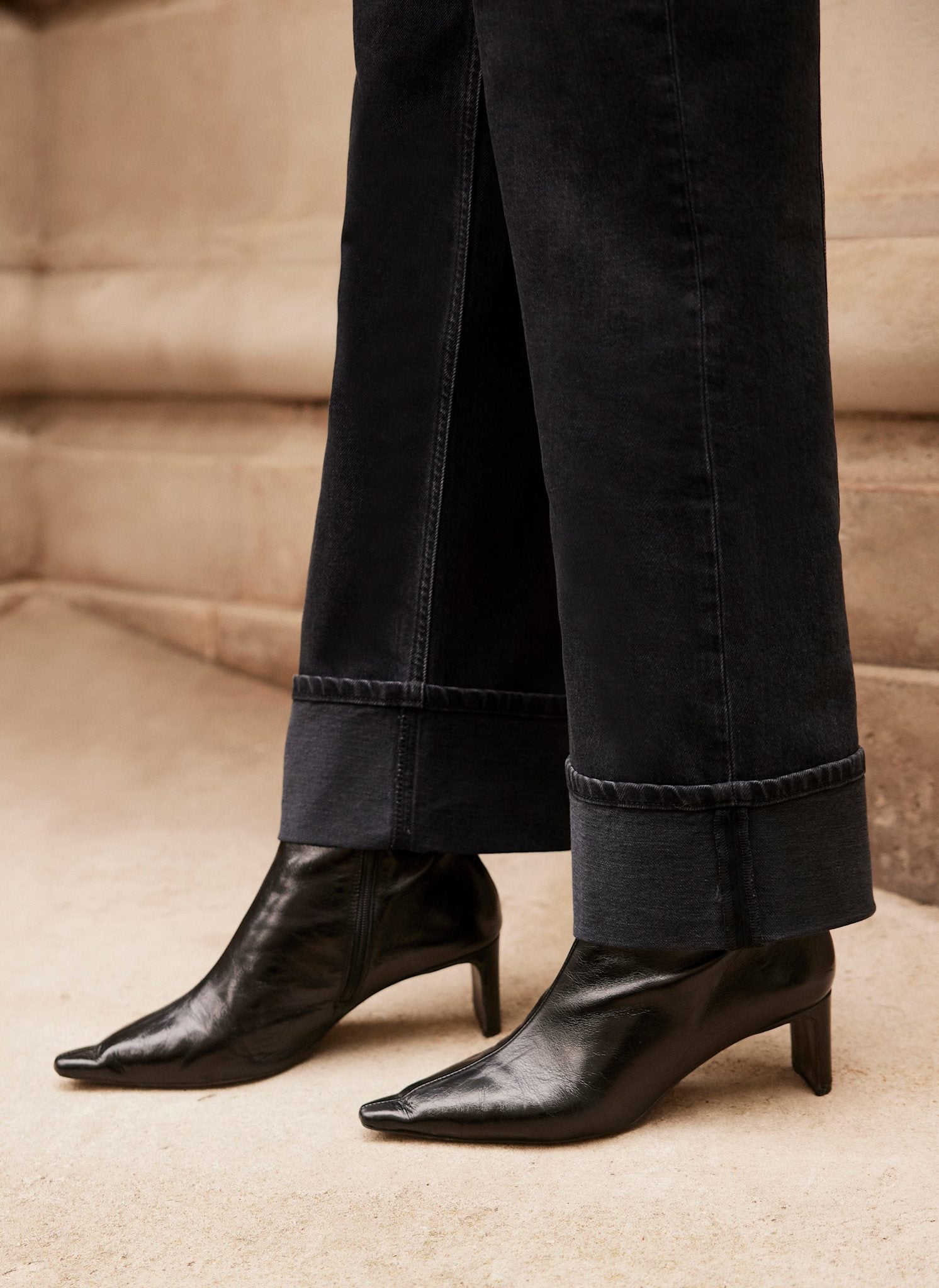 Black Denim Turn Up Jeans