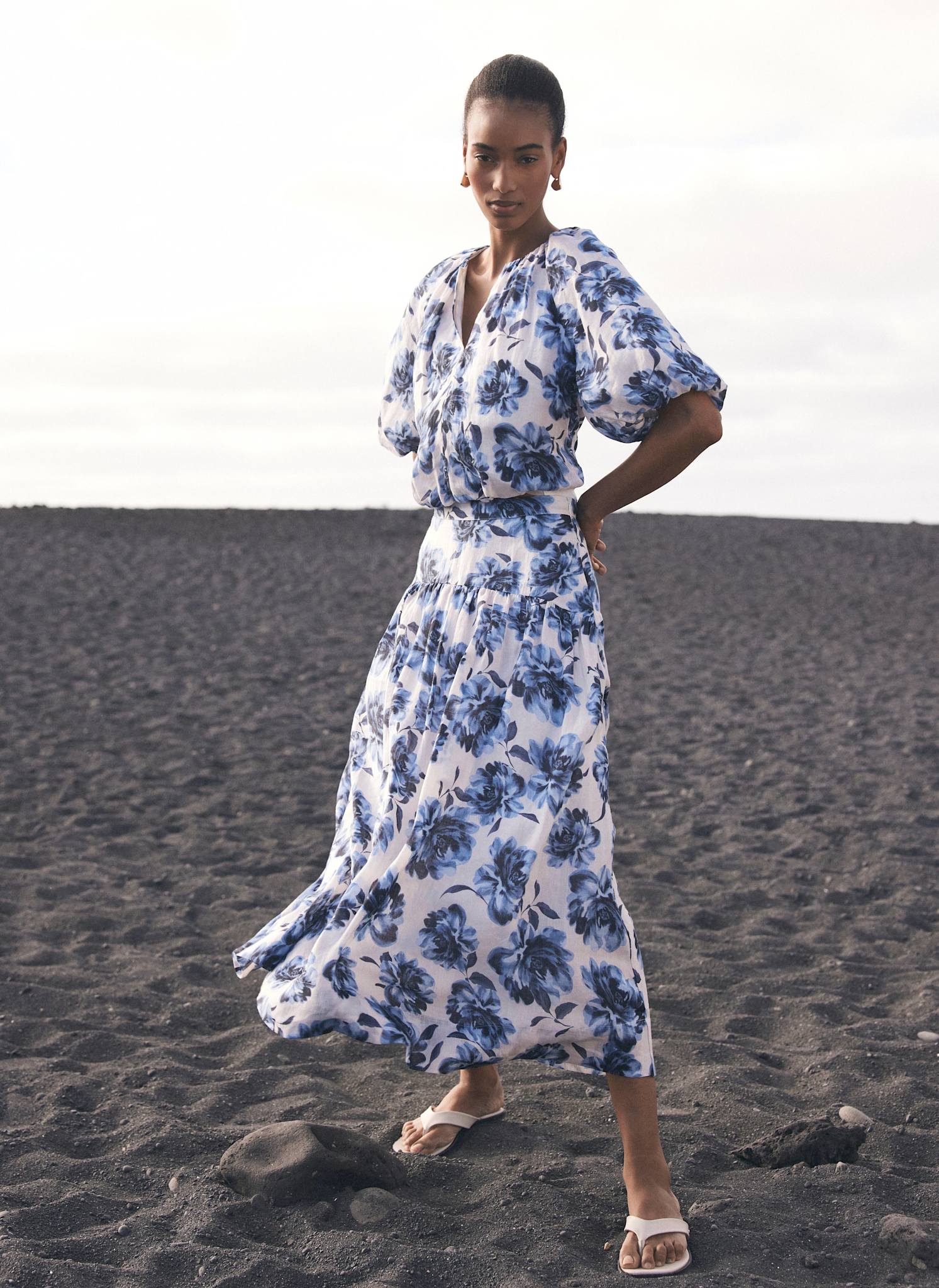 Blue Floral Print Midi Skirt