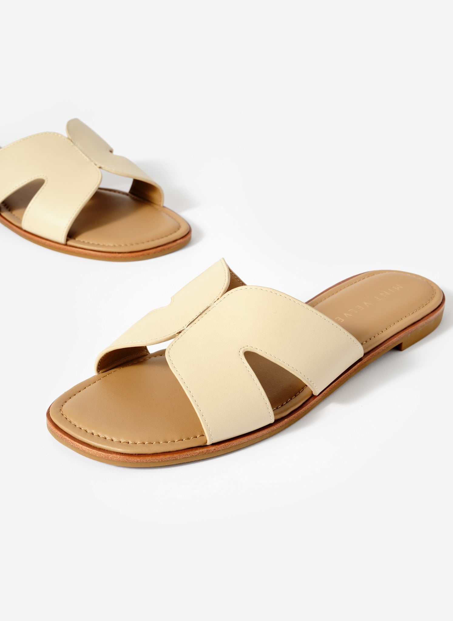 Darcy Cream Leather Sandals