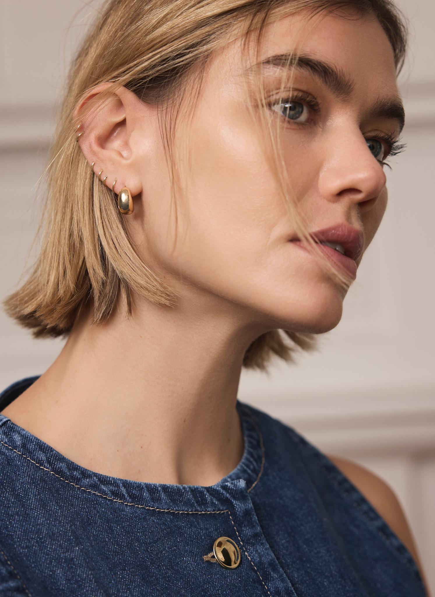 Gold Tone Mini Curve Earrings