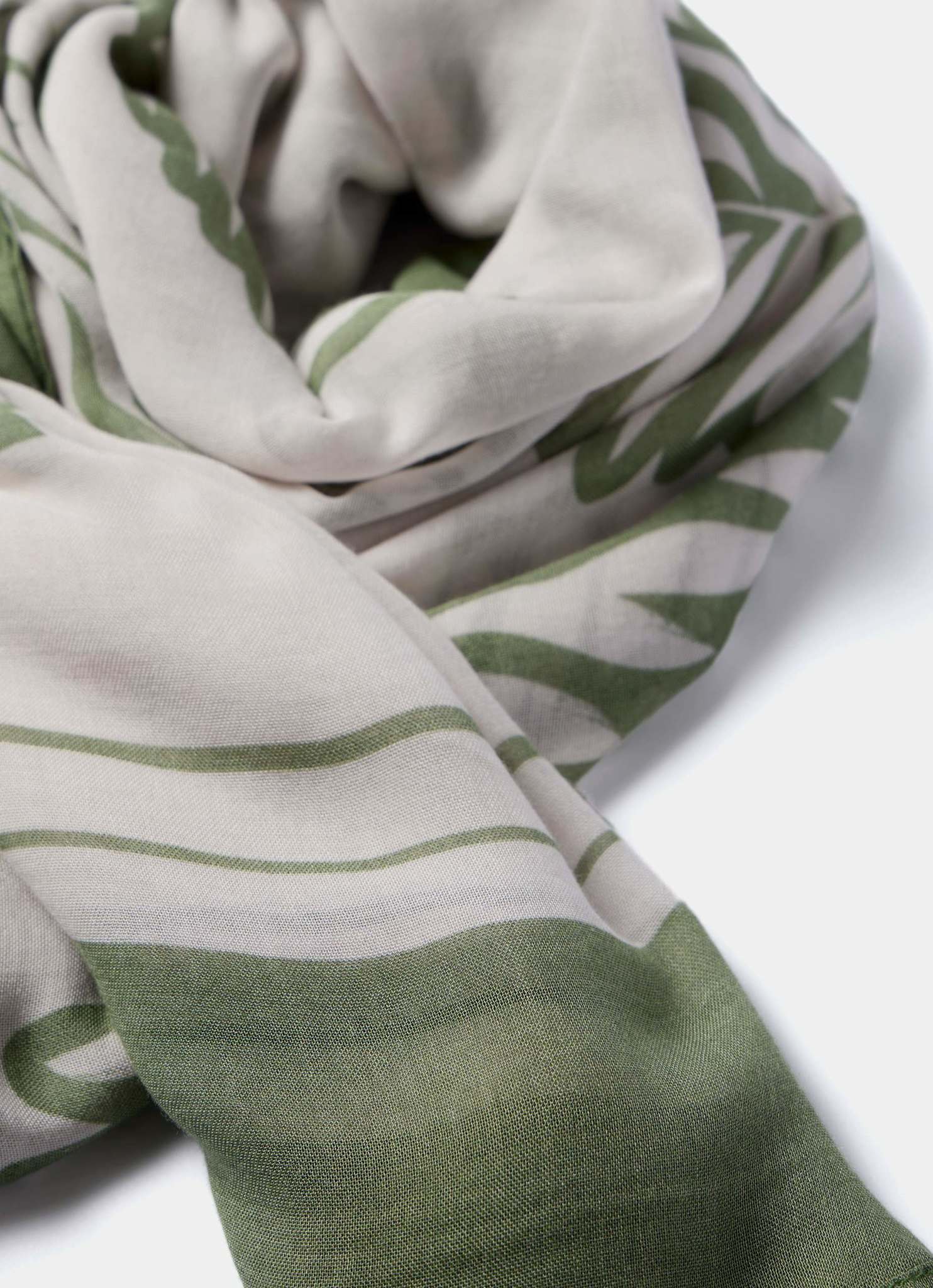 Green Palm Print Sarong