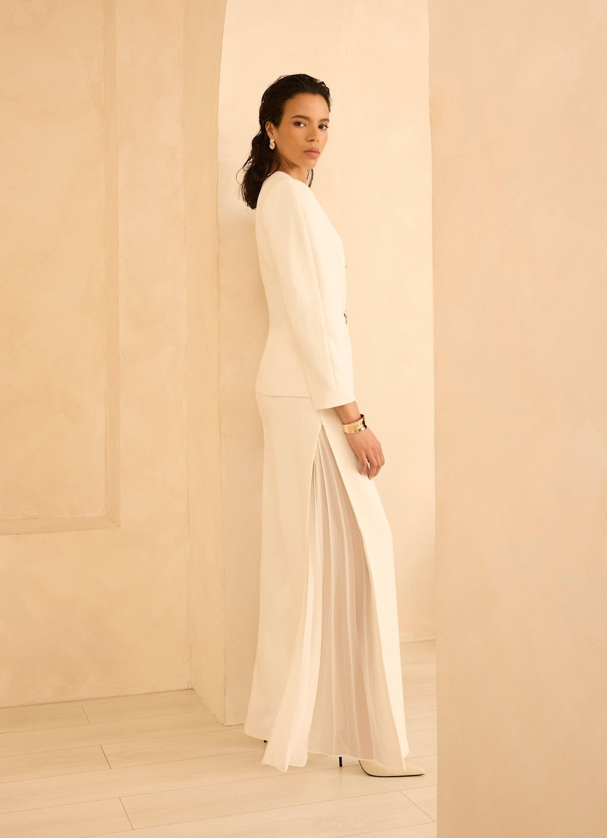 Cream Pleat Detail Trousers