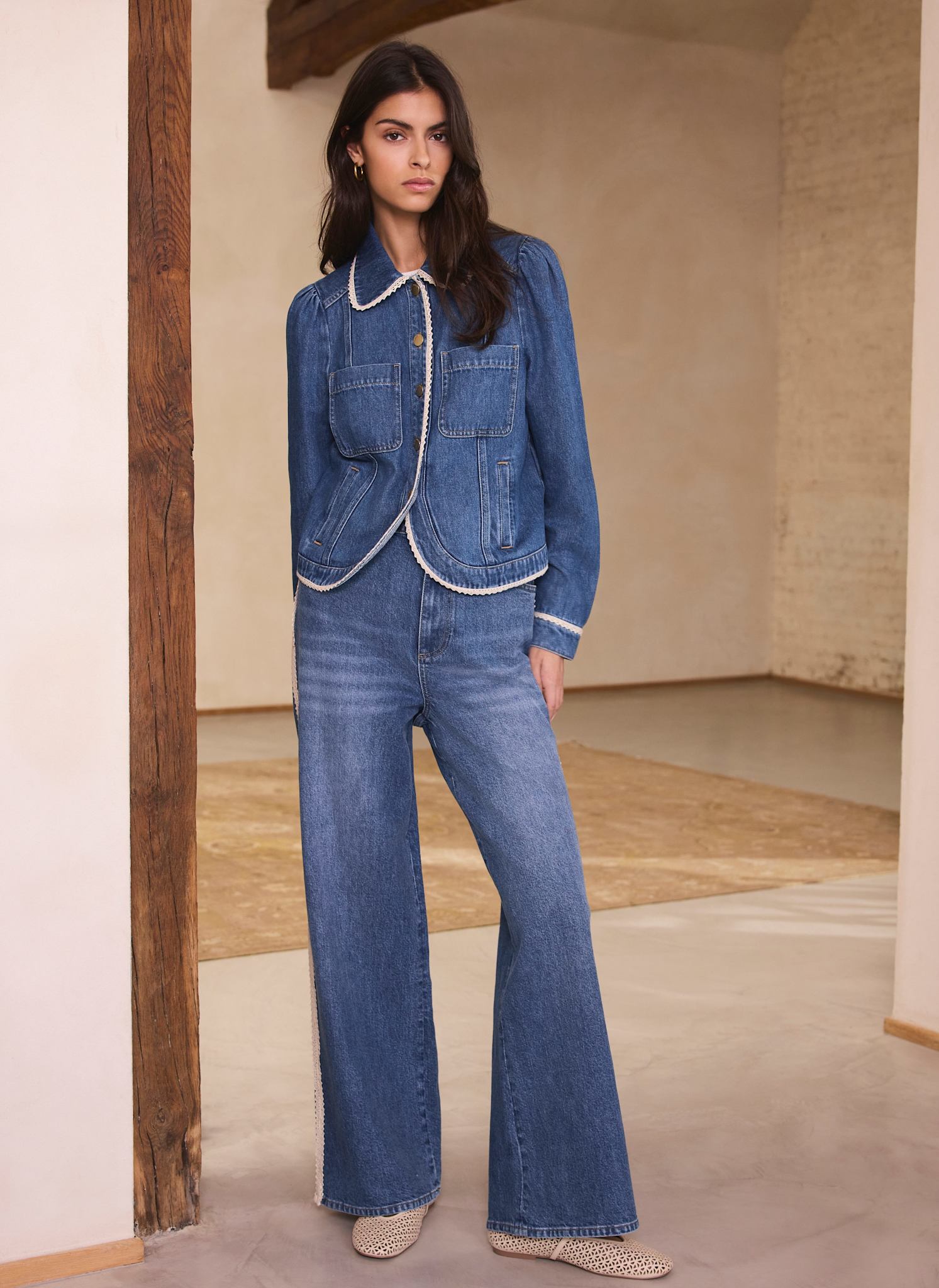 Mid Indigo Crochet Trim Straight Jeans