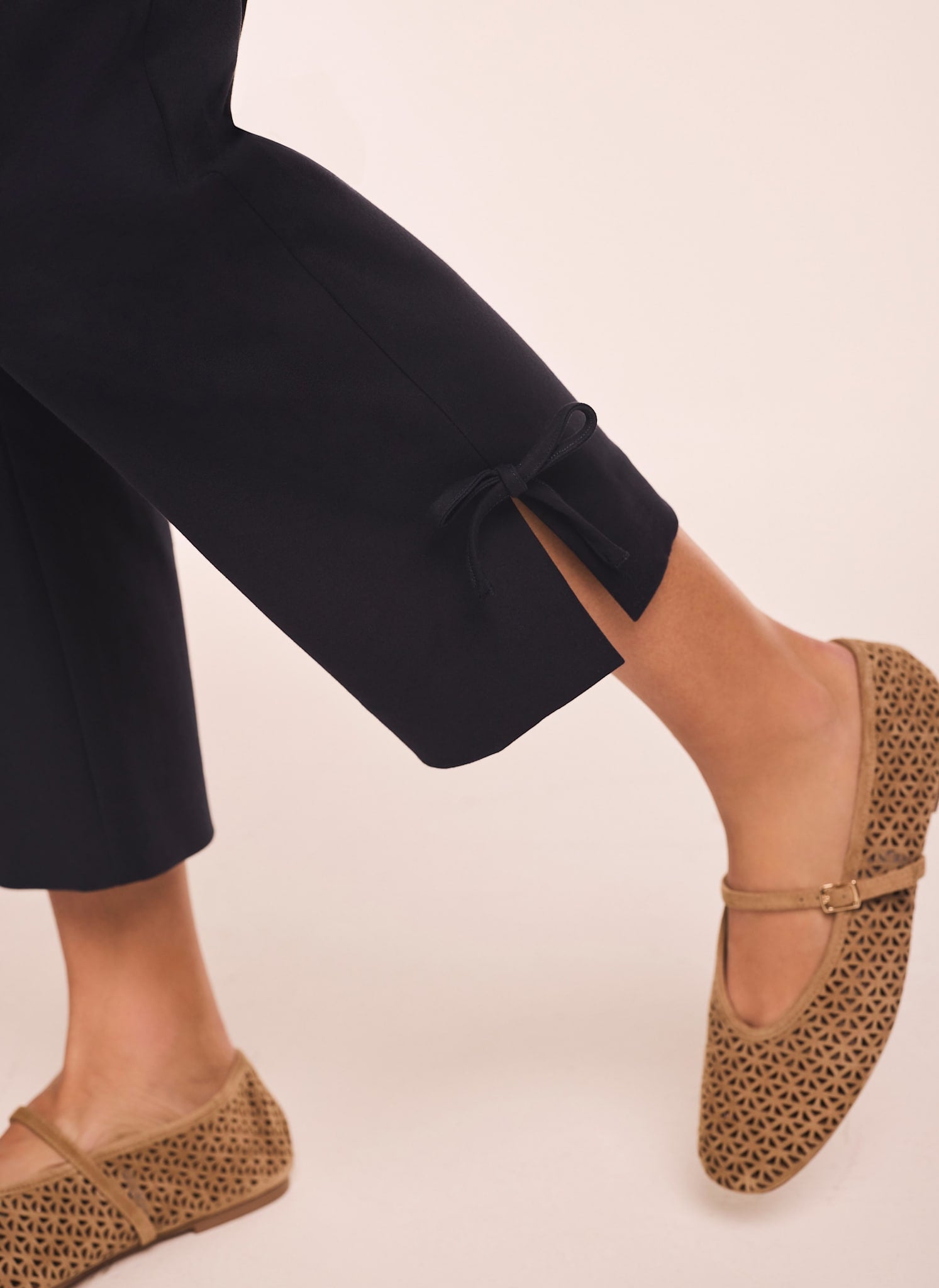 Navy Cotton Blend Capri Trousers