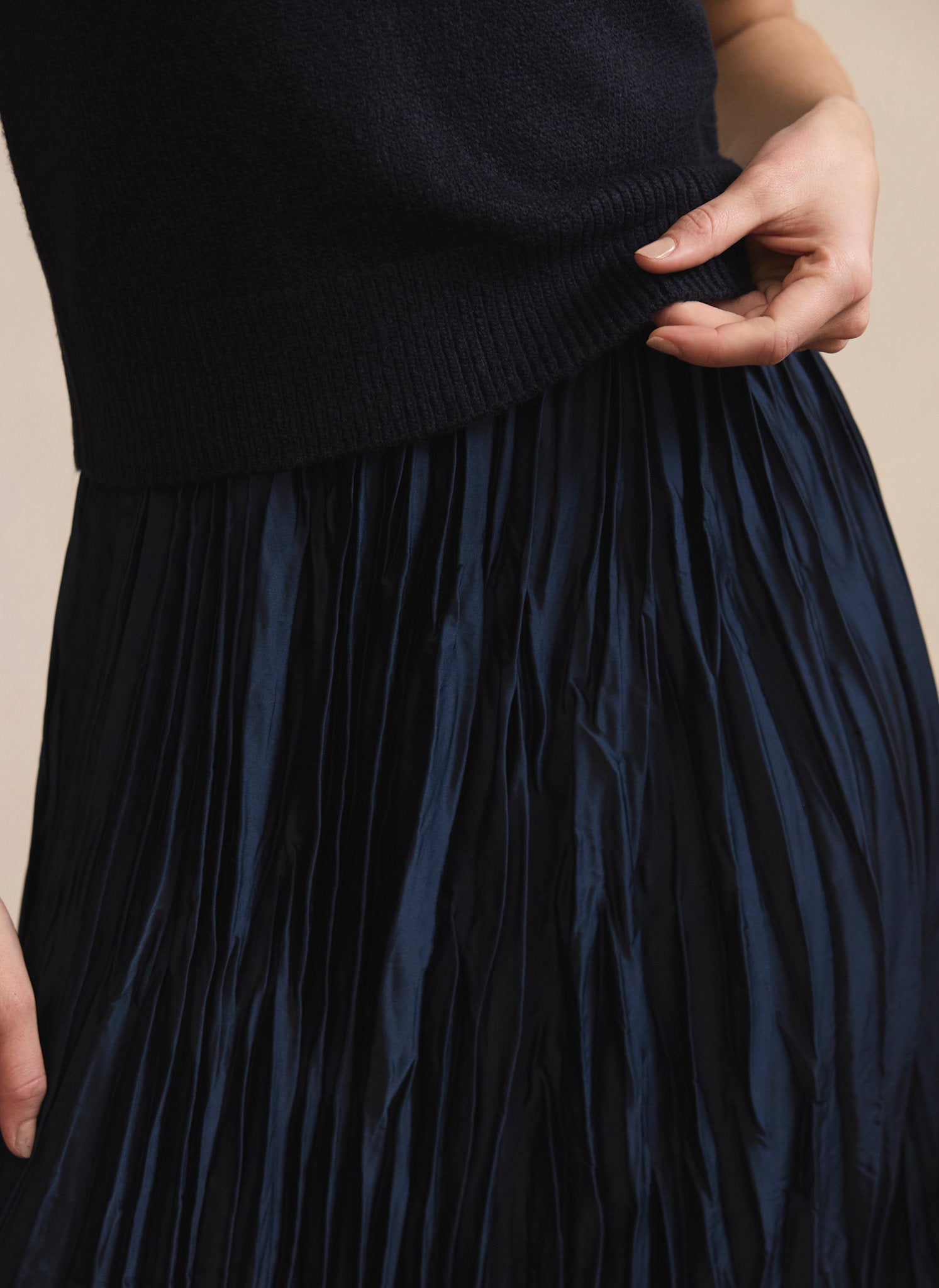 Navy Knit Puff Sleeve Maxi Dress