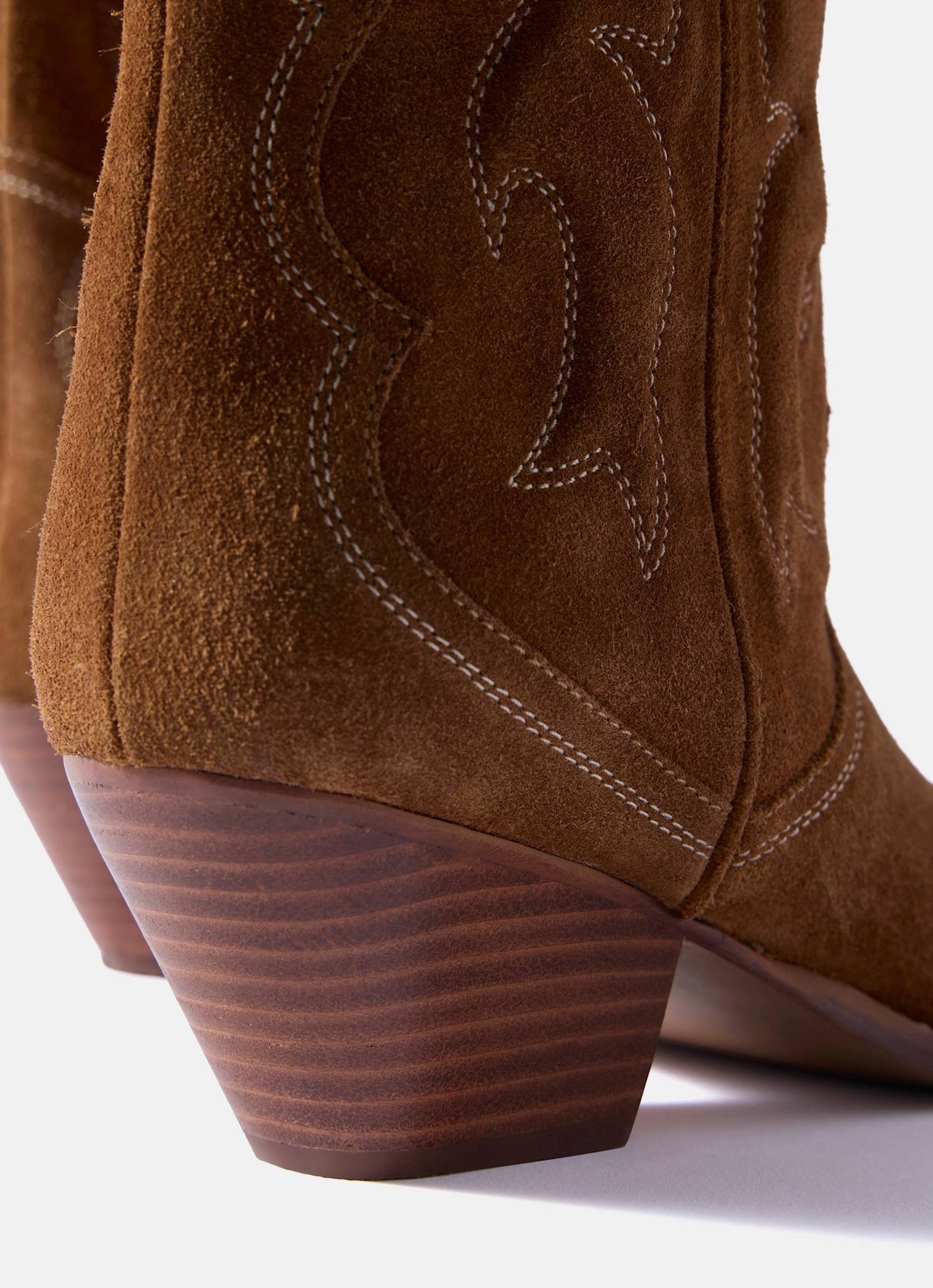 Sierra Tan Suede Cowboy Boots
